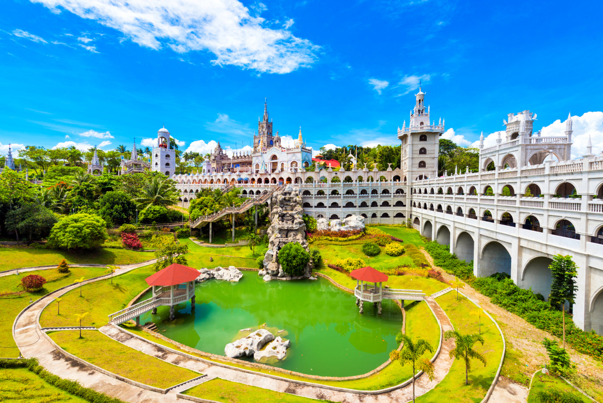 Cebu City Private Day Tour with Simala Shrine